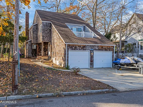109 Simpson Avenue, Island Heights, NJ 08732