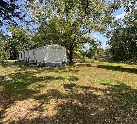 5th image of 761 Harlow Rd