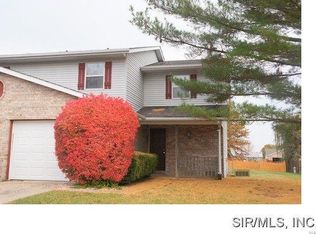 708 Christy Ln, Belleville, IL 62221