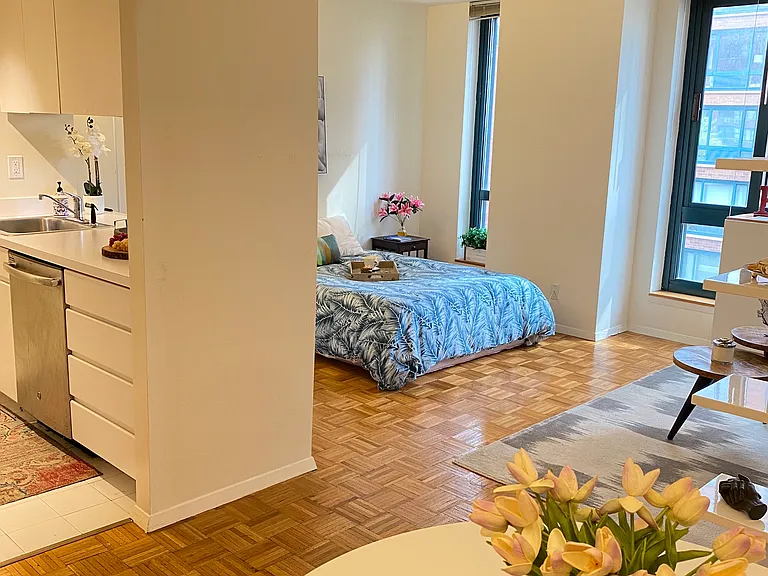 1 Irving Pl #P9I — Photo 2