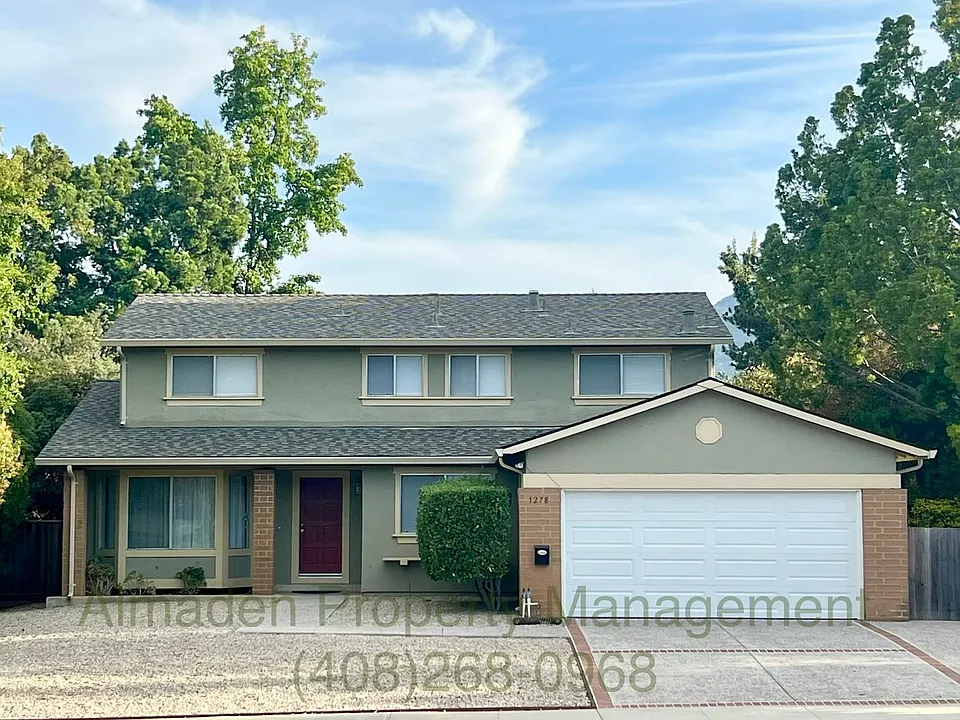 1278 Oakglen Way