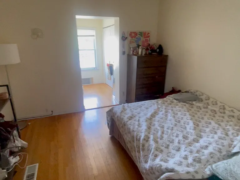 3118 W Addison St #2 — Photo 20