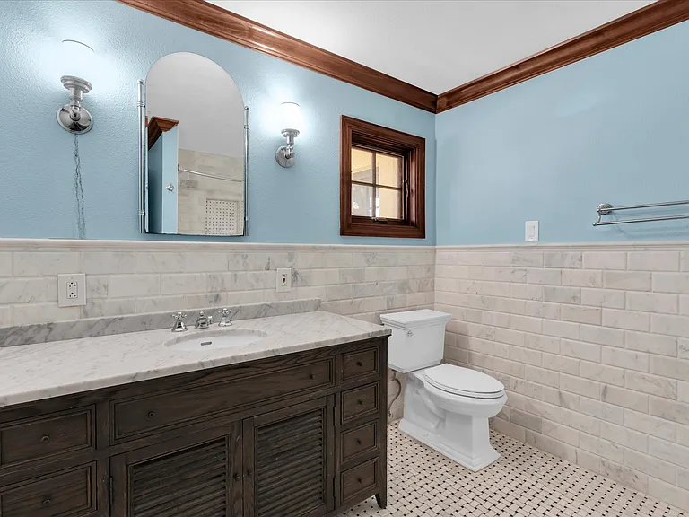 5810 Bahama Shores Dr S — Photo 33