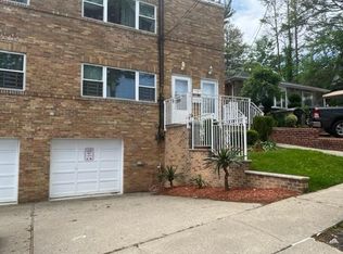 10 Hunton St, Staten Island, NY 10304