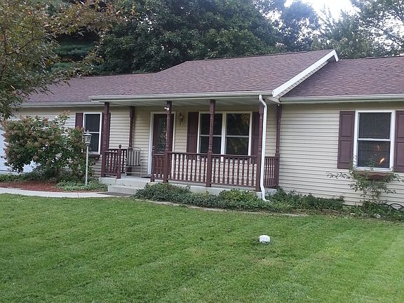 2nd image of 30387 N Meadowbrook Ln