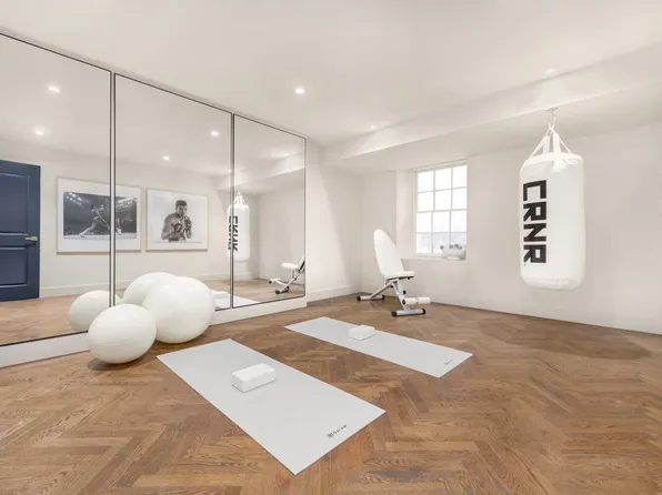 125 East 65th Street image 20 of 25