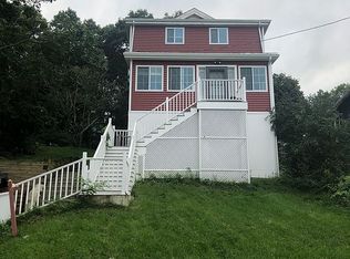 66 Winnepurkit Ave, Lynn, MA 01905