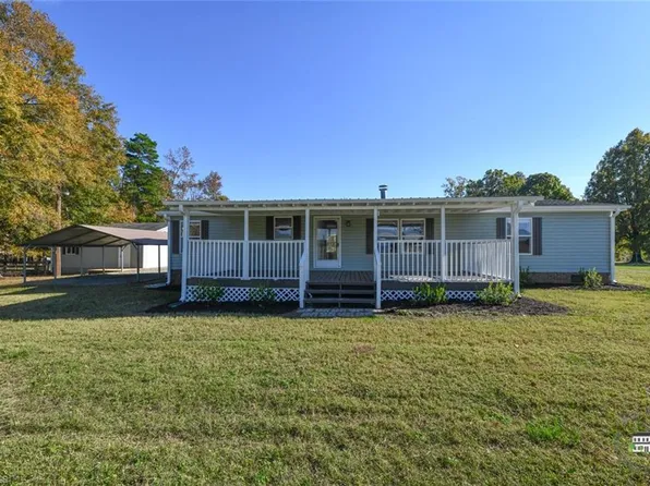 2642 State Highway 62 E, Liberty, NC 27298