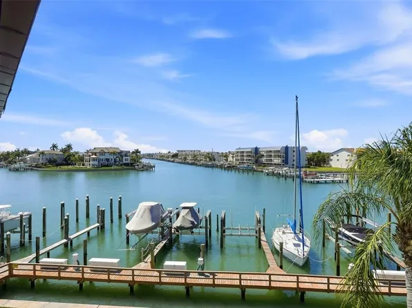 128 1st St E APT 102, Tierra Verde, FL 33715