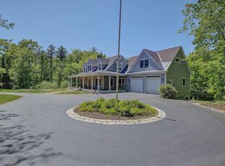 144 Woodville Rd, Falmouth, ME 04105