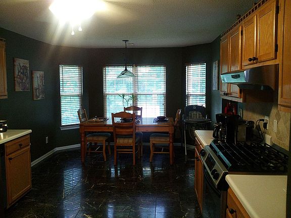 5th image of 2631 Amber Creek Dr