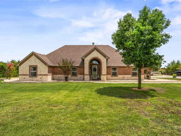 6713 Mustang Trl, Sanger, TX 76266