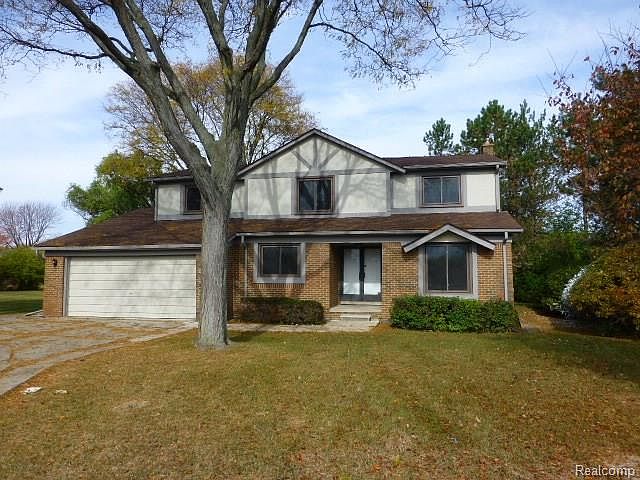 1st image of 28745 Hallcroft Ct
