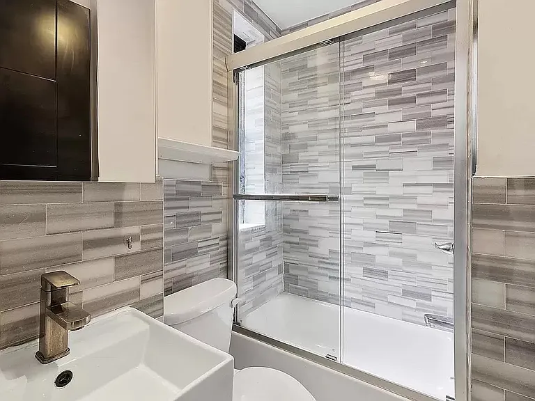 303 W 114th St #4B — Photo 5