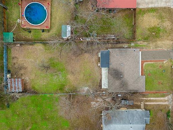 2nd image of 4104 4th St