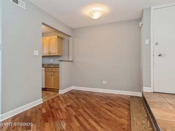 3rd image of 60 Pier Dr APT 302