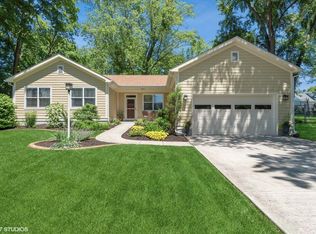 677 Tamarack Trl, Chesterton, IN 46304