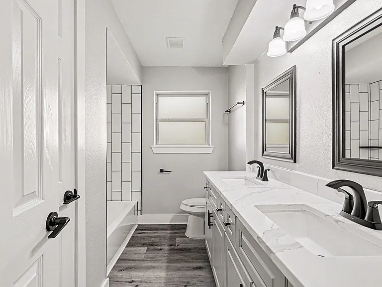 10606 Hemwick Dr — Photo 15
