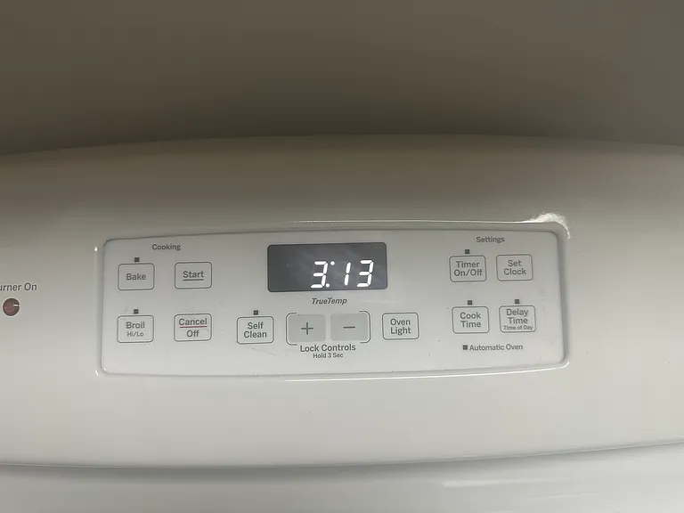 Self cleaning oven