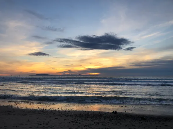 2759 Pierpont Blvd, Ventura, CA 93001