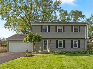 1714 E Thomas Rd, Wheaton, IL 60187