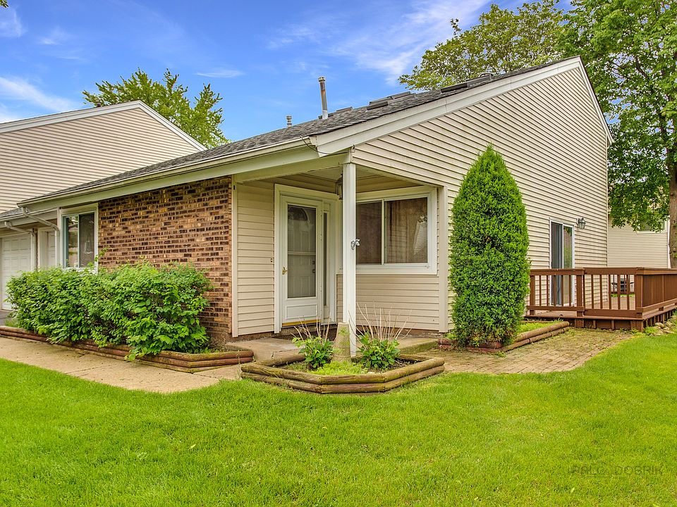 1st image of 1360 N Whispering Springs Cir