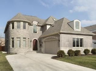 2024 Maple Ave, Northbrook, IL
