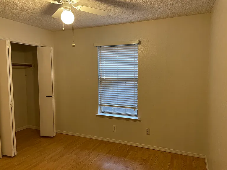812 Cornfield Dr — Photo 7