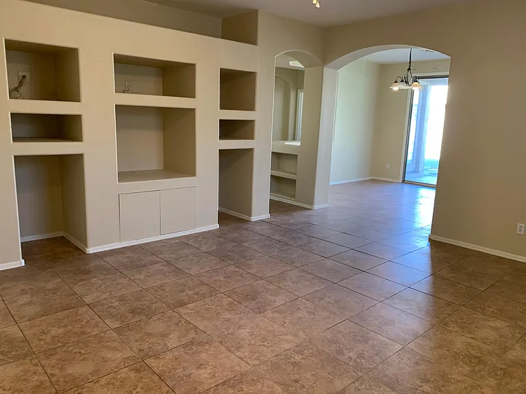 5784 W Alice Ave — Photo 3