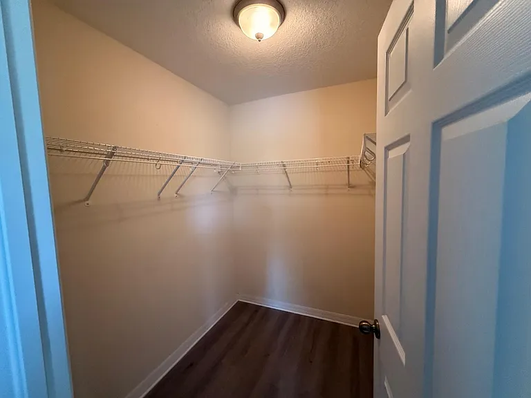 3635 Pine Knot Dr — Photo 6