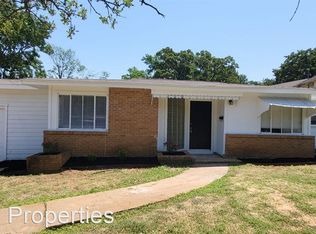 1809 Flemming Dr, Fort Worth, TX 76112