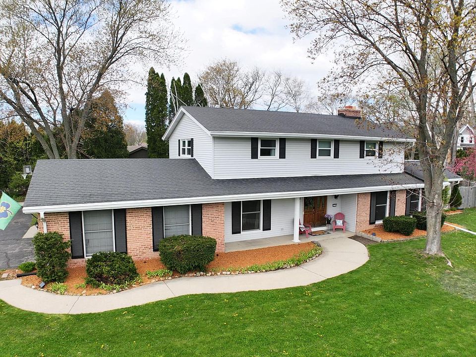 1st image of 2500 W Hemlock ROAD