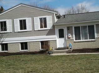 44288 Felstone Dr, Sterling Heights, MI 48313