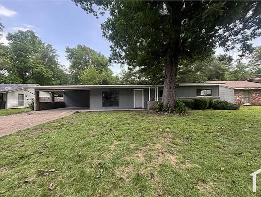 3 bed, 1225 sqft, $1,500 — Photo 2