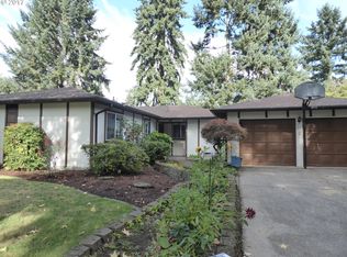 423 Silver Meadows Dr, Eugene, OR 97404