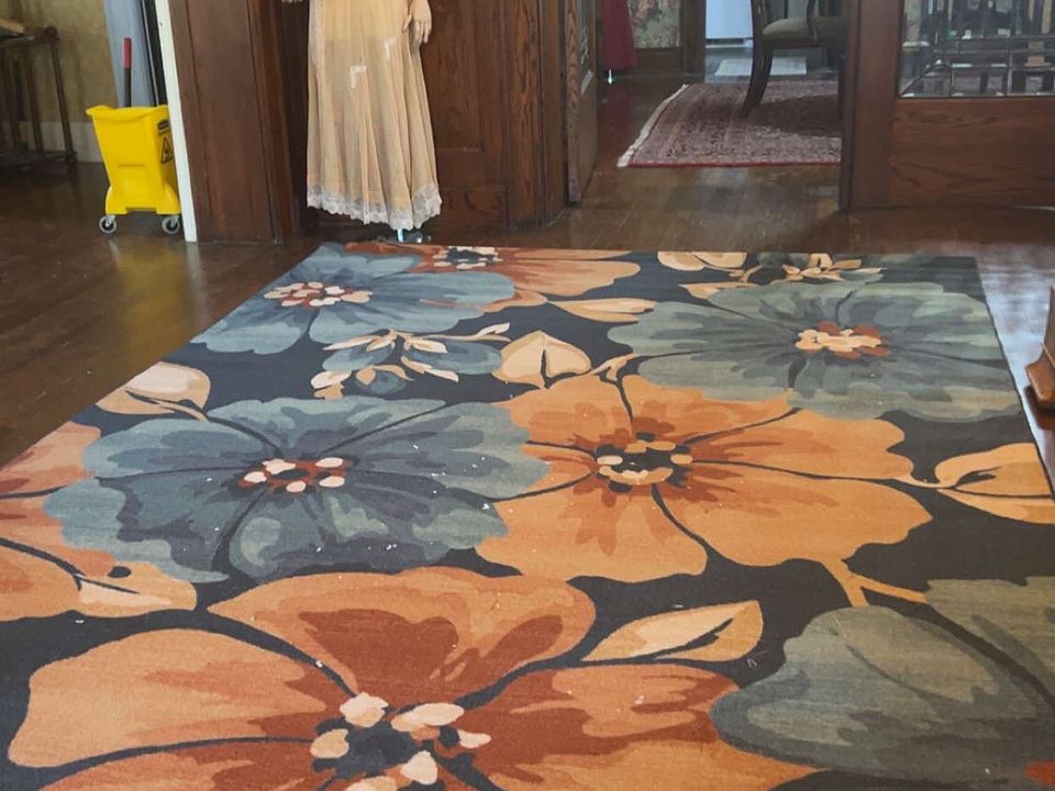 Foyers music room to the dining room.