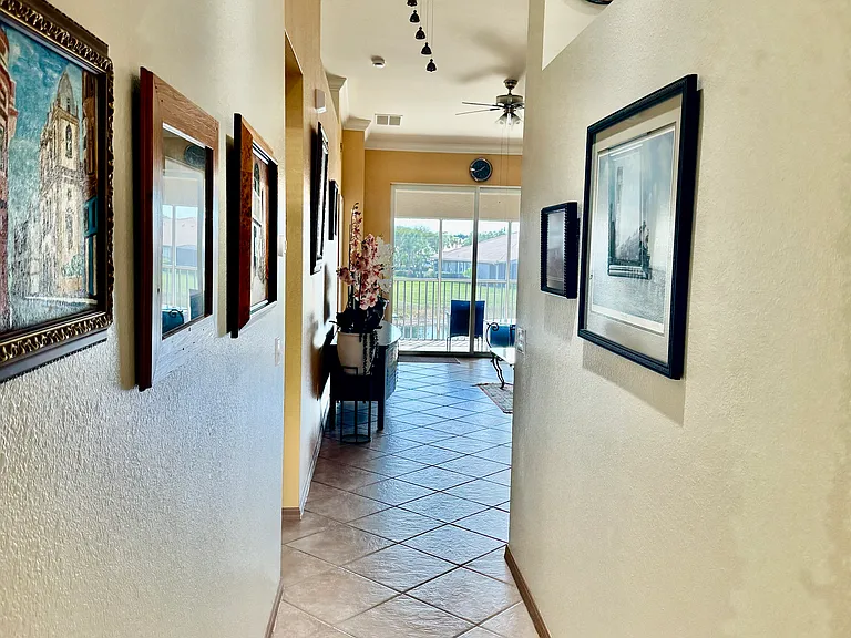 19940 Barletta Ln — Photo 17