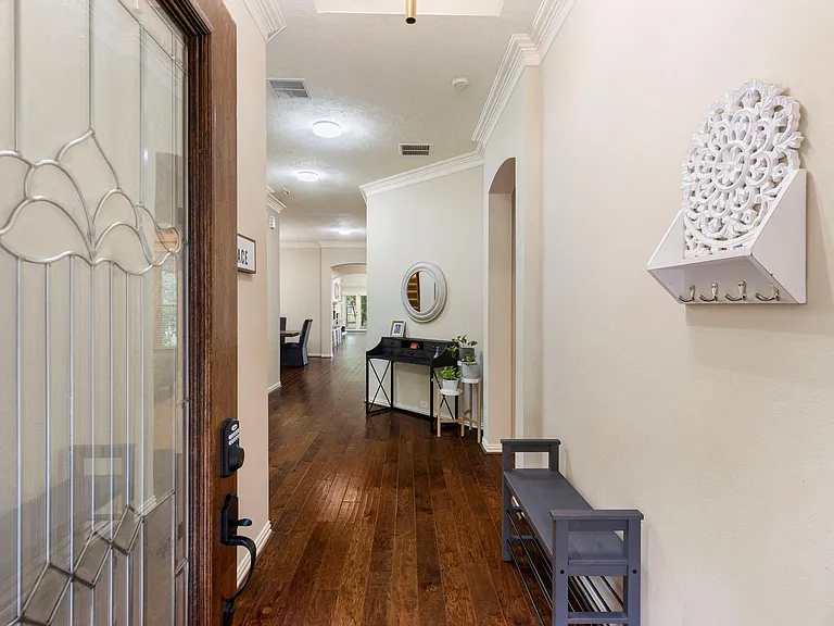 19 Driftdale Pl — Photo 5