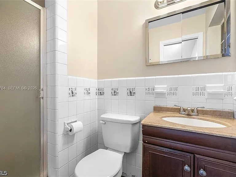 100 Huron Ave — Photo 9