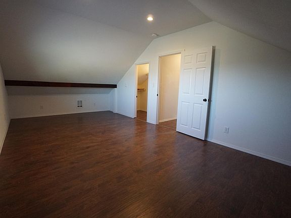 3rd image of 1249 7th St APT B