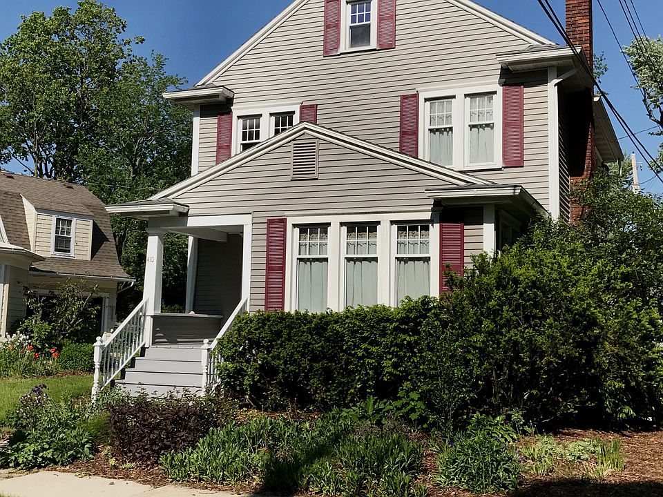 2nd image of 961 E Tabor St