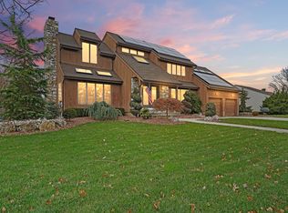 19 Vernon Ave, Neptune, NJ 07753