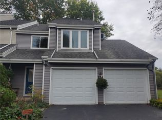 239 Willow Pond Way, Penfield, NY 14526