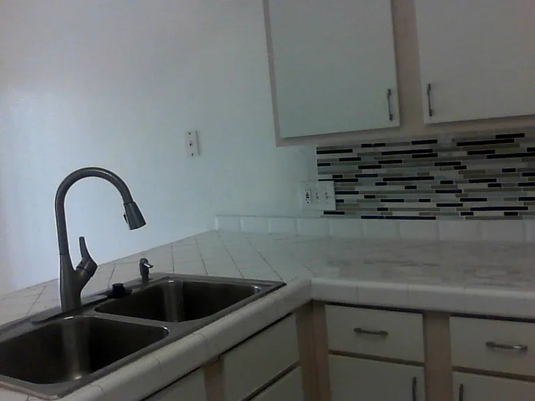 1567 N Paseo La Tinaja — Photo 3