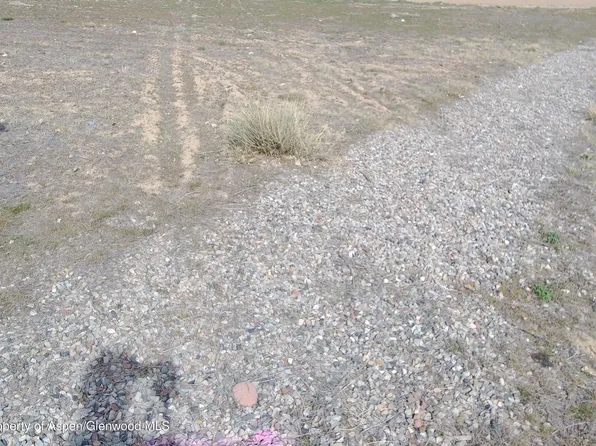 352 Roan Ct, Silt, CO 81652