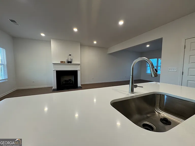102 Lavender Cir — Photo 10