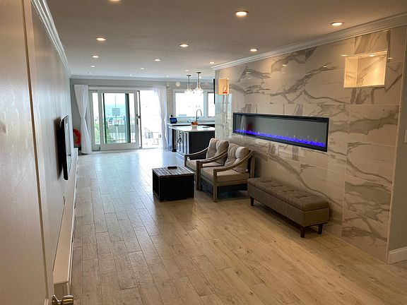 5th image of 9612 Shore Front Pkwy Floor 2