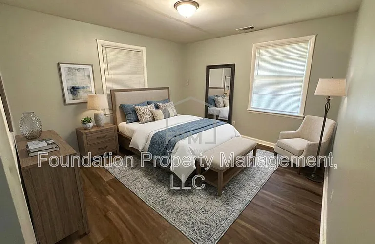 672 Carpenter St — Photo 10
