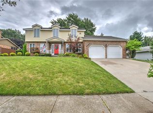 4464 Country Manor Ln, Decatur, IL 62521