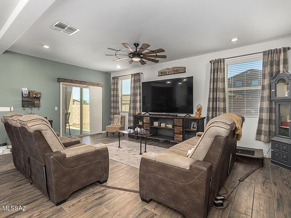 4th image of 6317 S Crescent Peak Dr